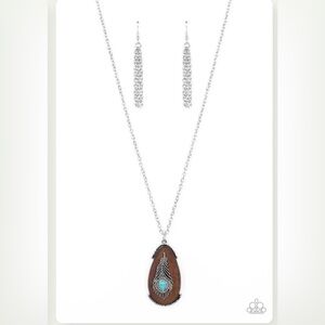 Paparazzi Silver Necklace with Brown Pendant